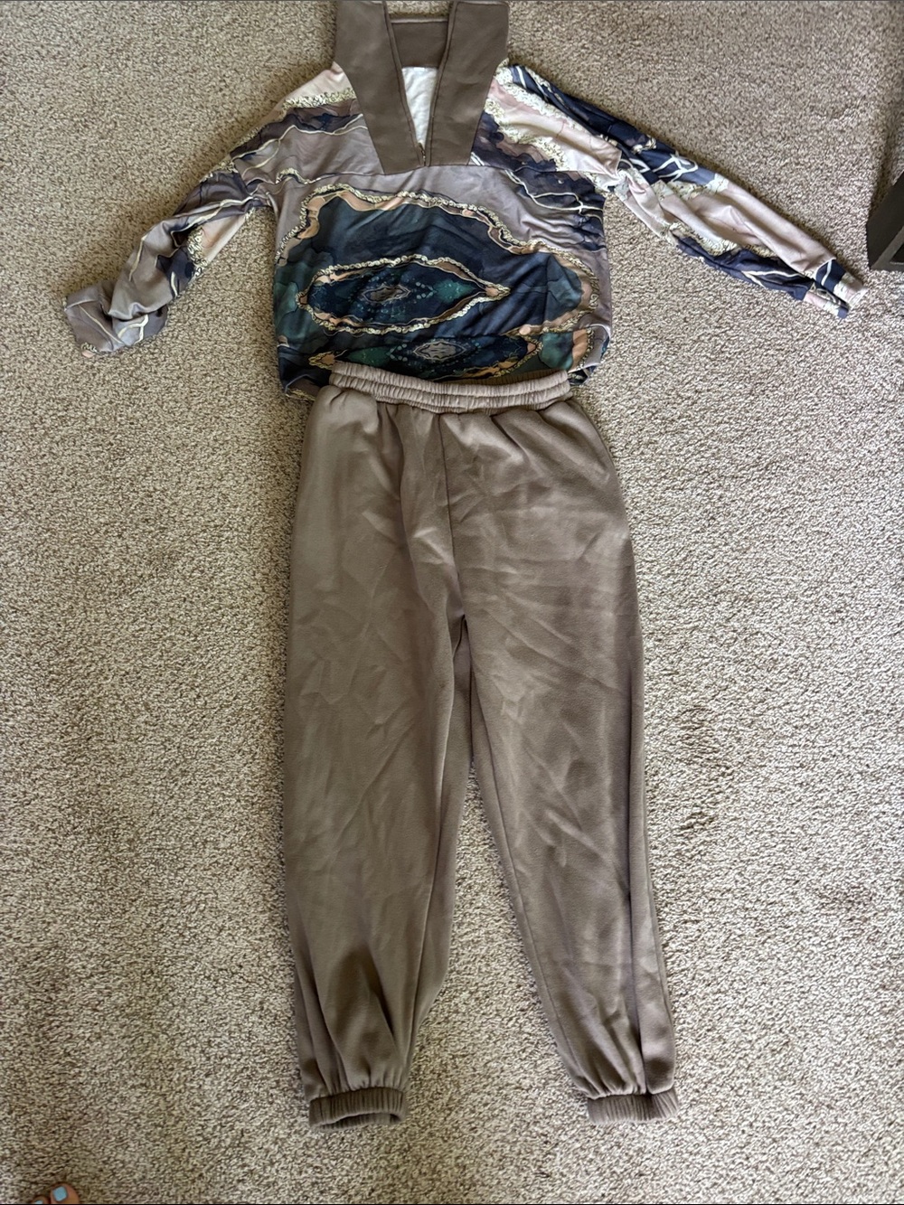 Abstract Beige Sweat Set  Sweatshirt and Joggers
